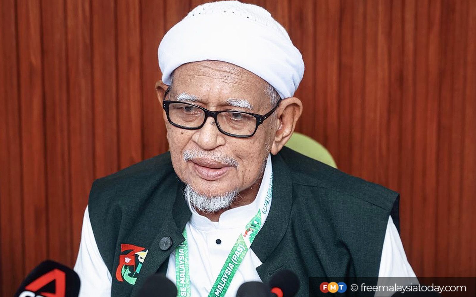 0f4d1192-3b72-451a-a88b-4918fdf67256-Abdul-Hadi-Awang-fmt-040926-2.jpg