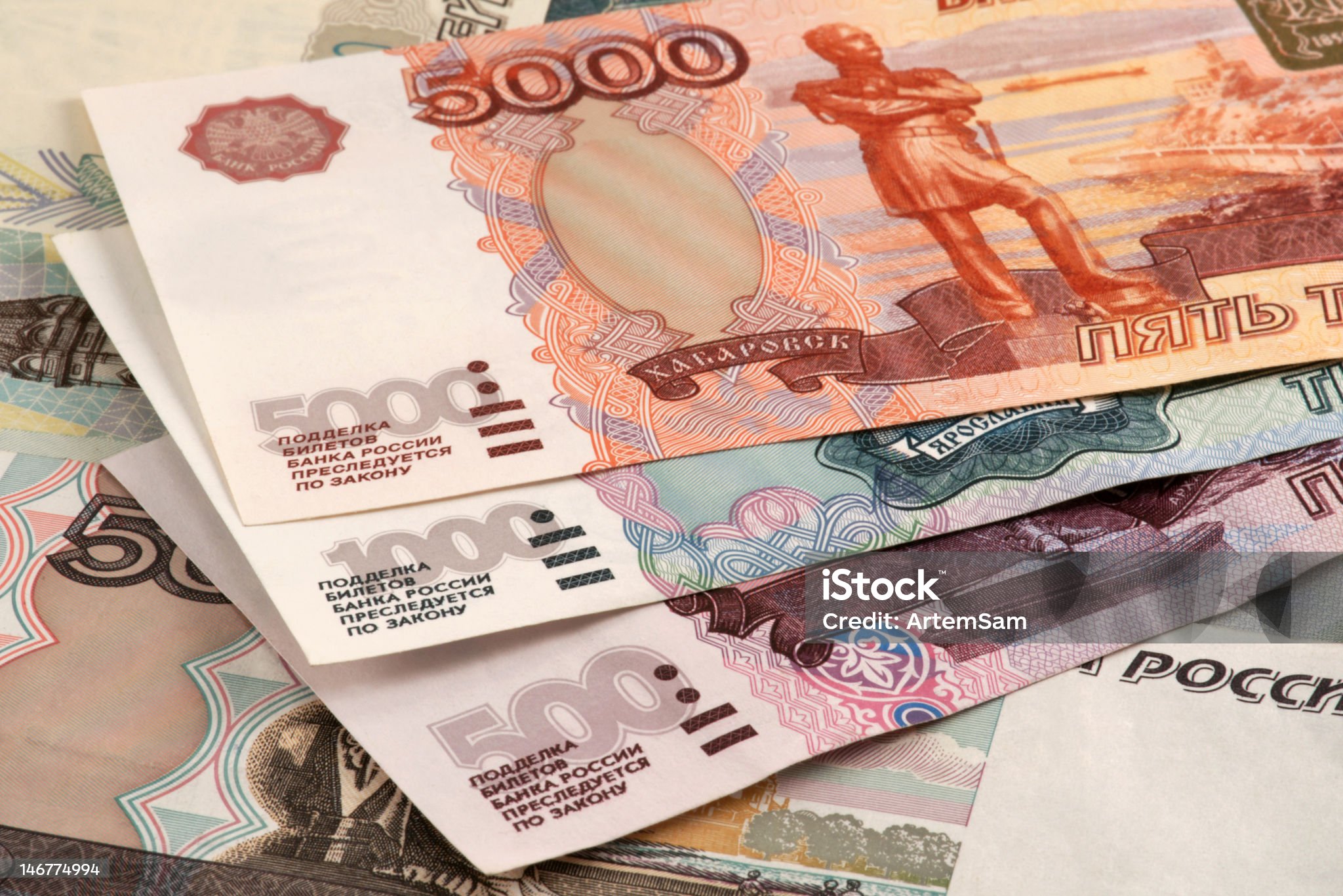 Ruble meningkat ke paras tertinggi dua tahun berikutan jangkaan rundingan langsung antara Rusia dan Ukraine di Turki