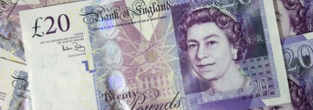 Pound UK merosot selepas rombakan Starmer dan kebimbangan fiskal meningkat