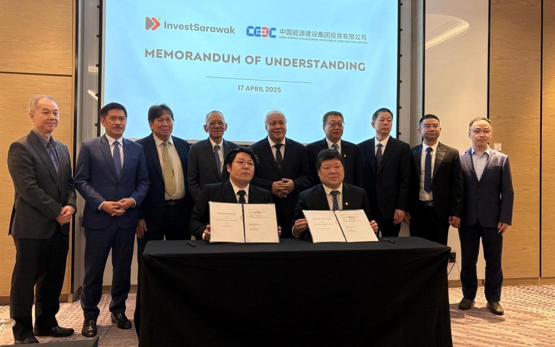 InvestSarawak, CEEIC Memeterai MoU RE Bernilai RM6 Bilion
