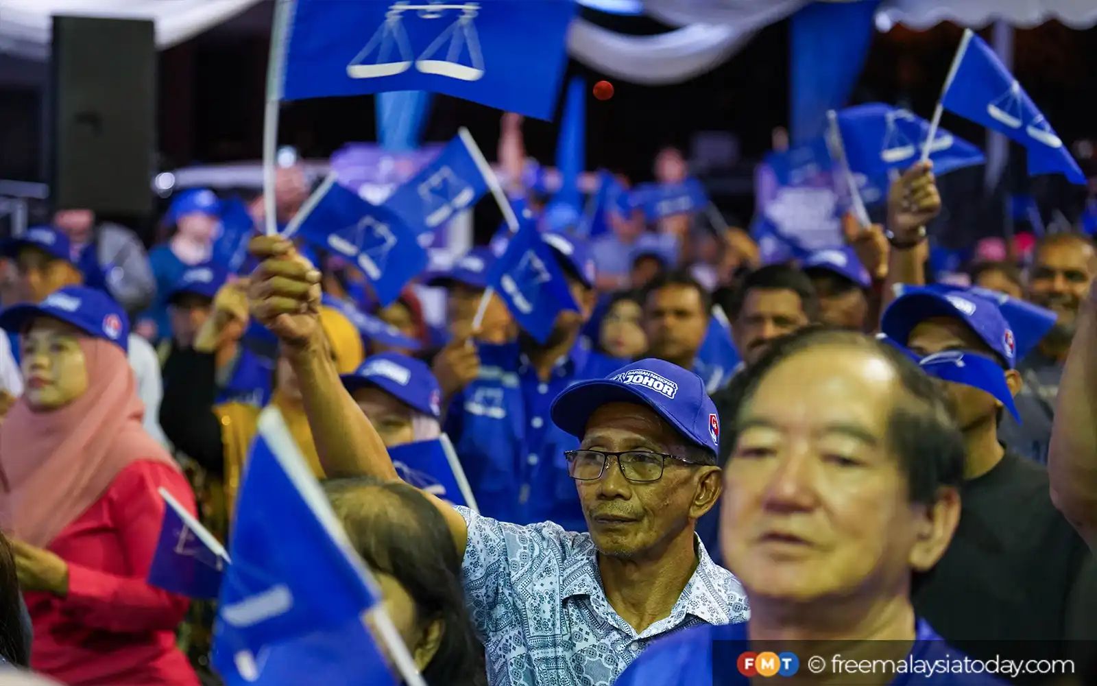 8a9529e0-bn-supporters-5.jpg