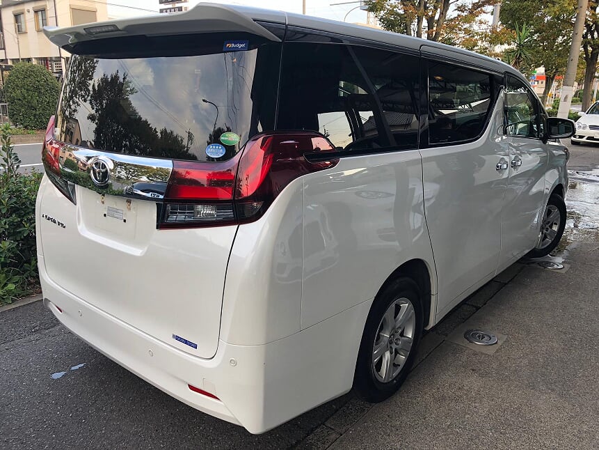 alphard x4.jpg