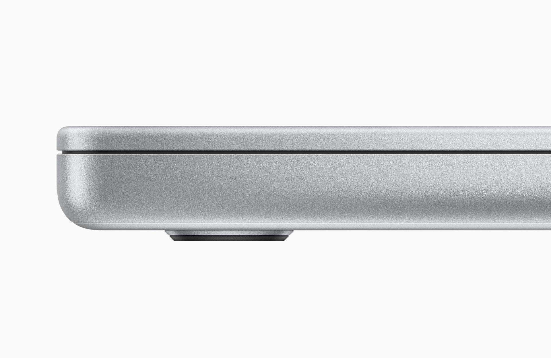 Apple_MacBook-Pro_Body_10182021.jpg