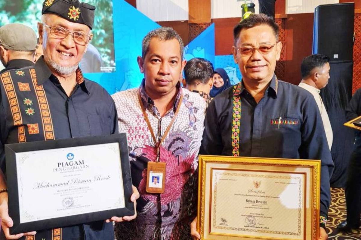 bahasa-devayan-simelue_1.jpeg