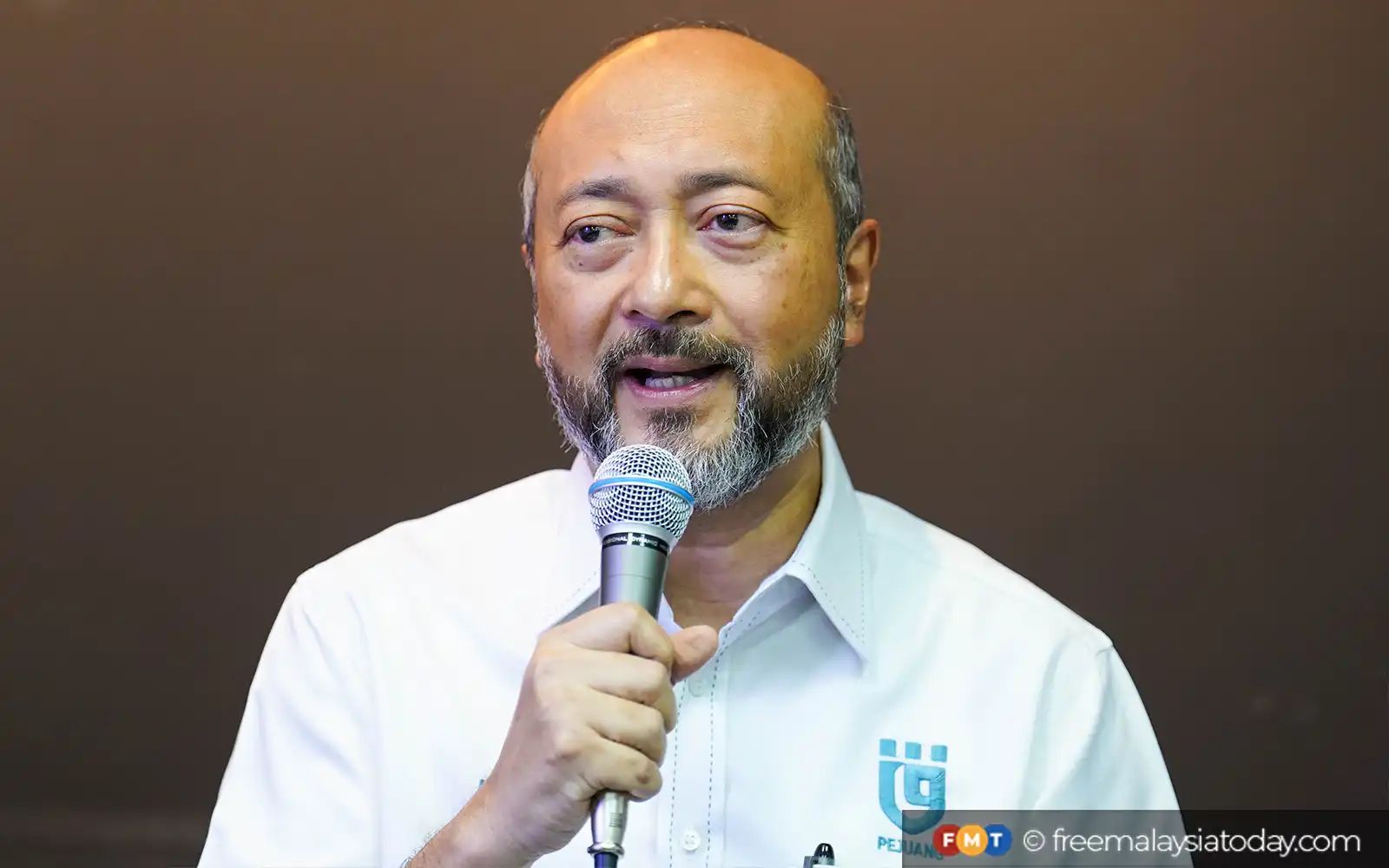 f440269d-mukhriz-mahathir-pejuang-1.jpg