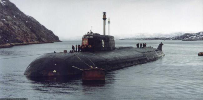 kapal-selam-russia-kursk141.jpg