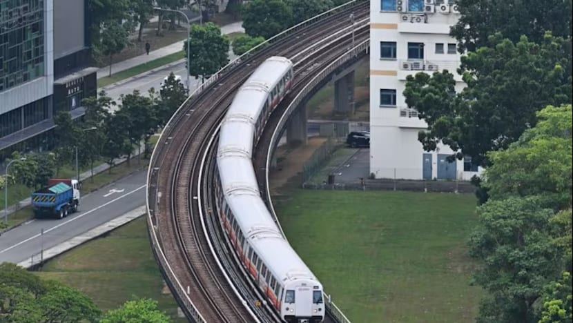mrt_train_kallang.jpg