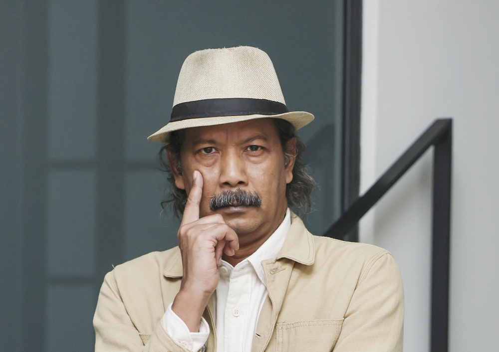NAM-RON-1.jpg