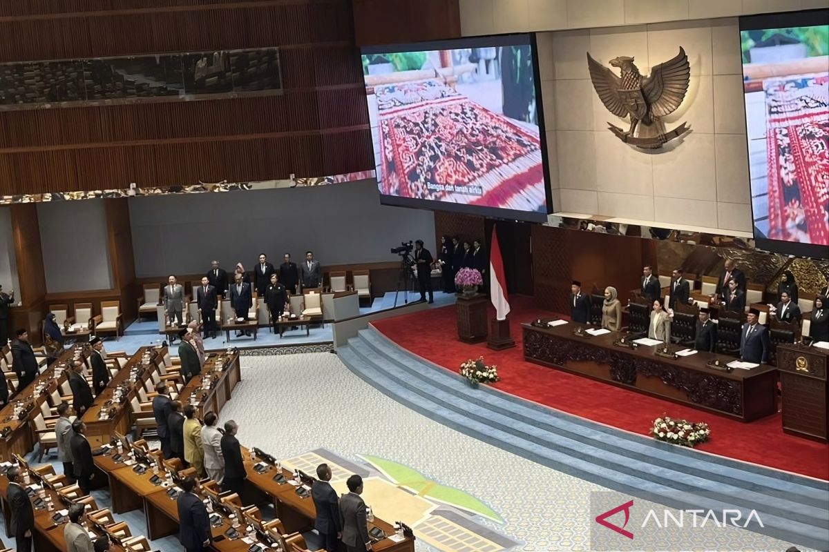 Rapat-Paripurna-DPR.jpeg